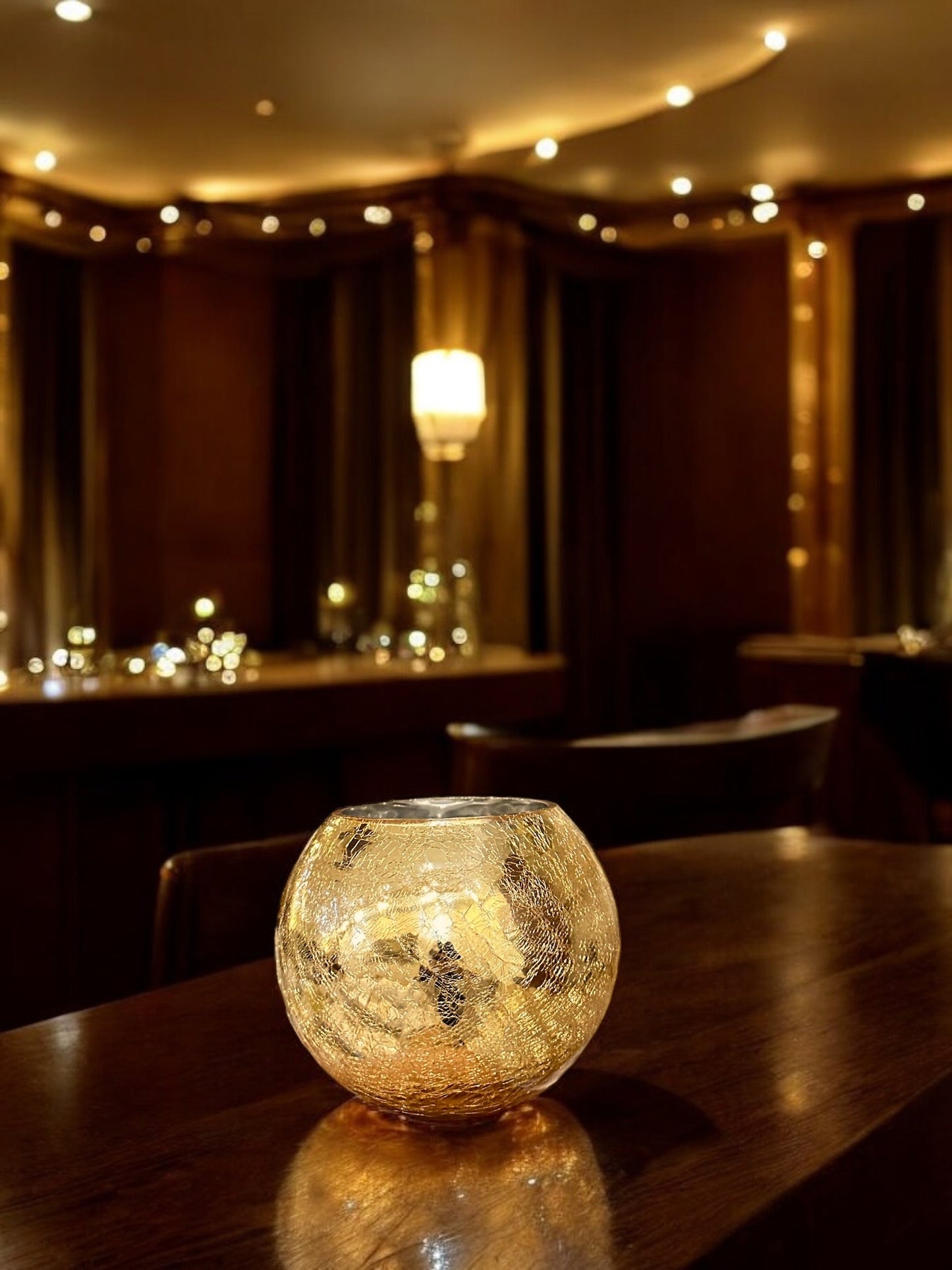 GLASS GOLDEN CRACKED VASE