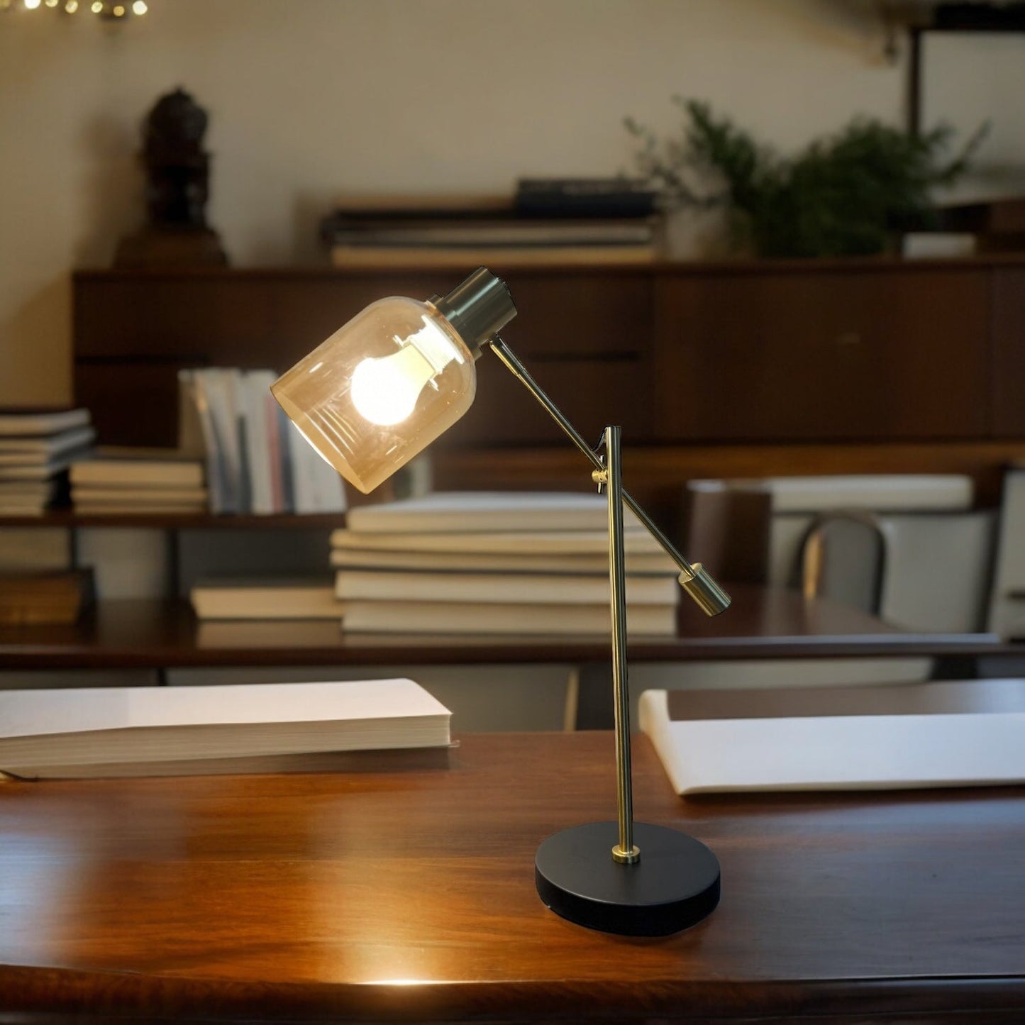 BRASS STUDY TABLE LAMP