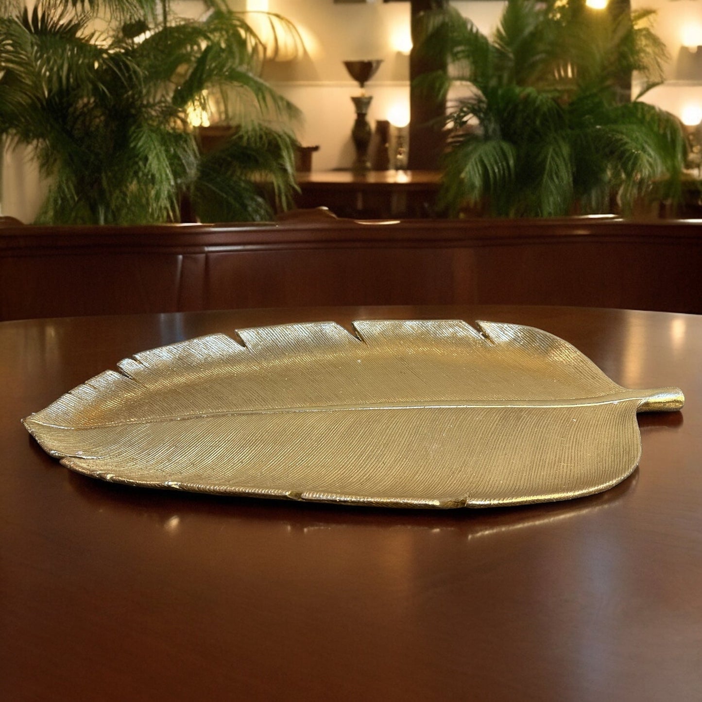 RESIN GOLDEN LEAF TRAY (L)