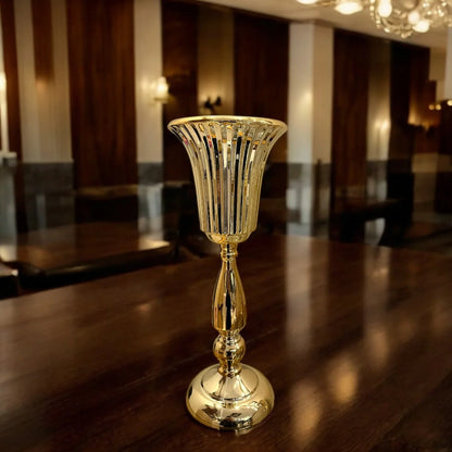 METAL GOLDEN CANDLE HOLDERS