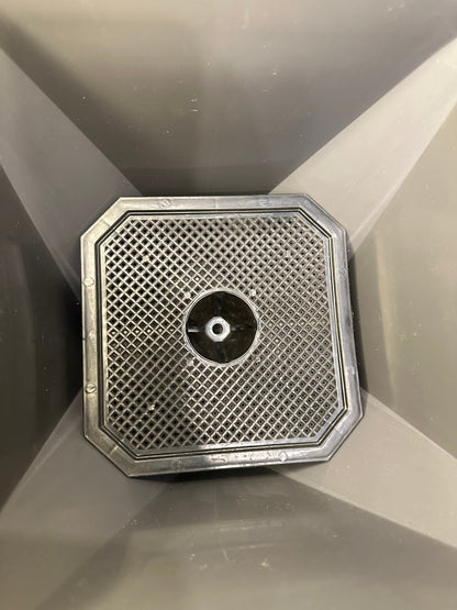 DIAMOND SHAPED PLANTER