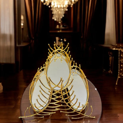 TRI-LEVEL TRESSURE STAND