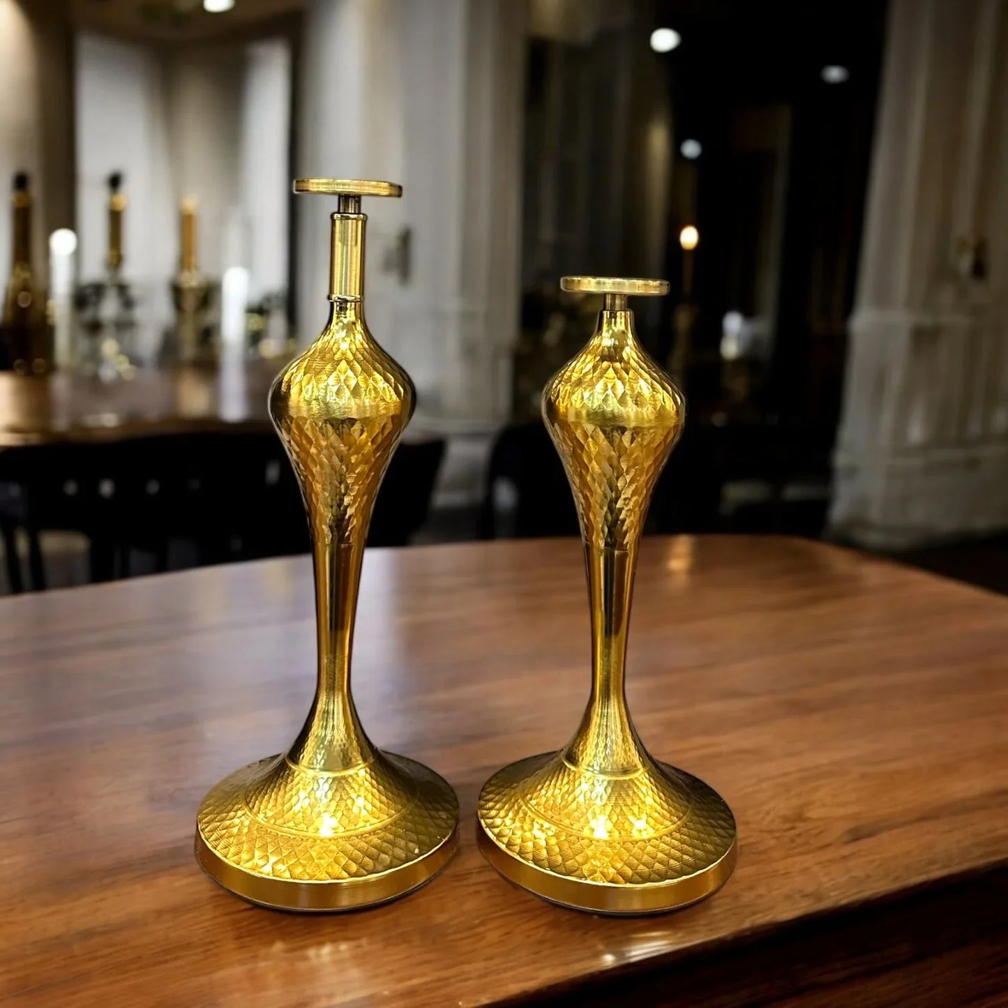GOLDEN METAL CANDLEHOLDERS
