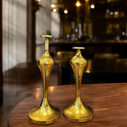 GOLDEN METAL CANDLEHOLDERS
